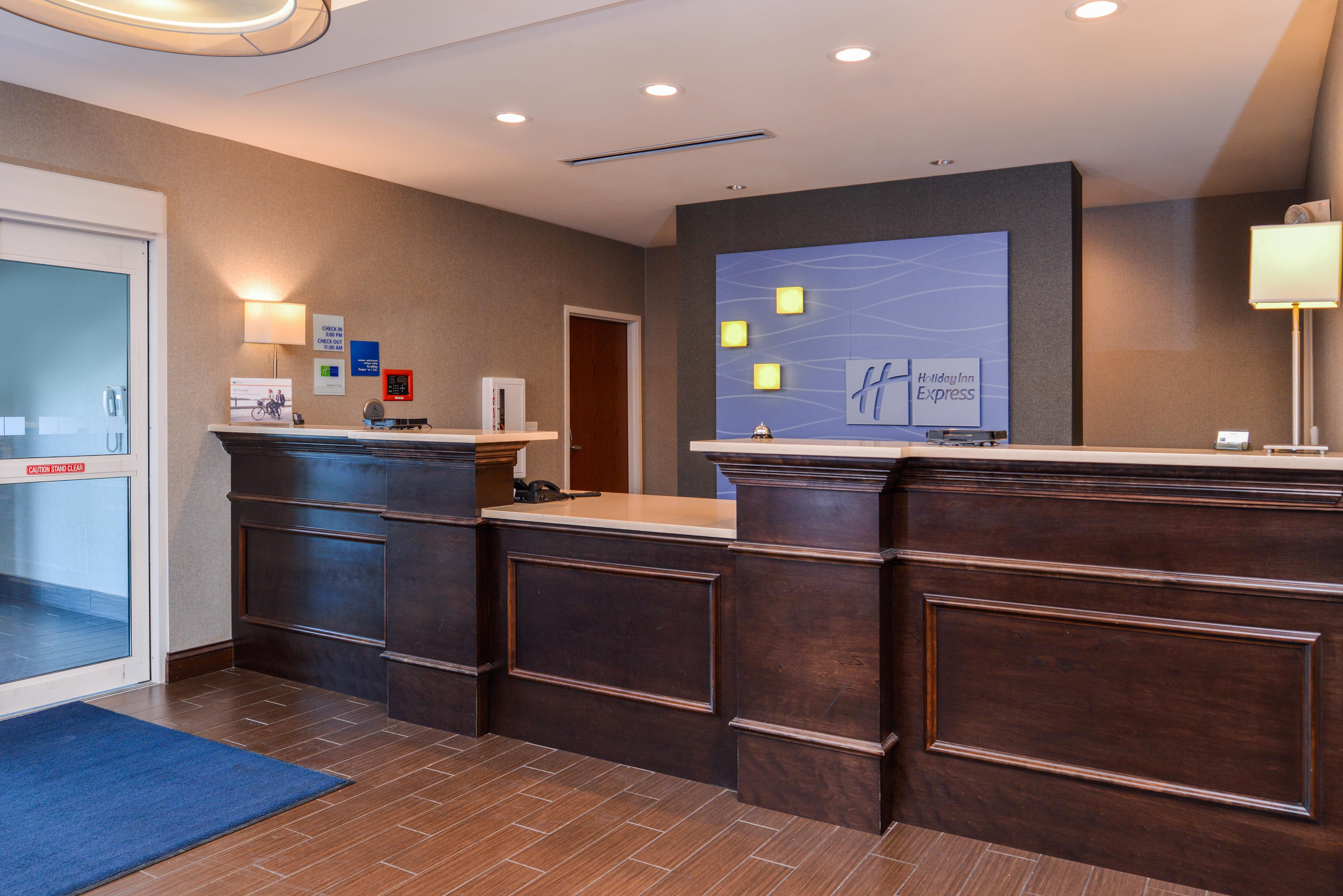 Holiday Inn Express Hotel & Suites York By Ihg Exterior foto